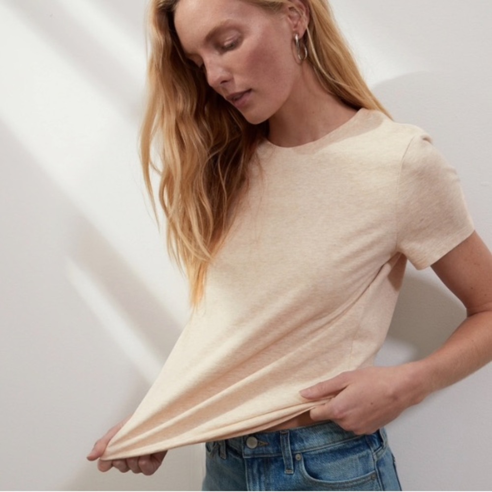 NWT BANANA REPUBLIC SUPIMA COTTON CREWNECK SHORT SLEEVE TEE - HEATHER TAN SAND